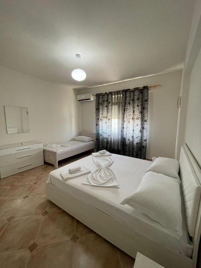 The Rooftop Vlore Exterior photo